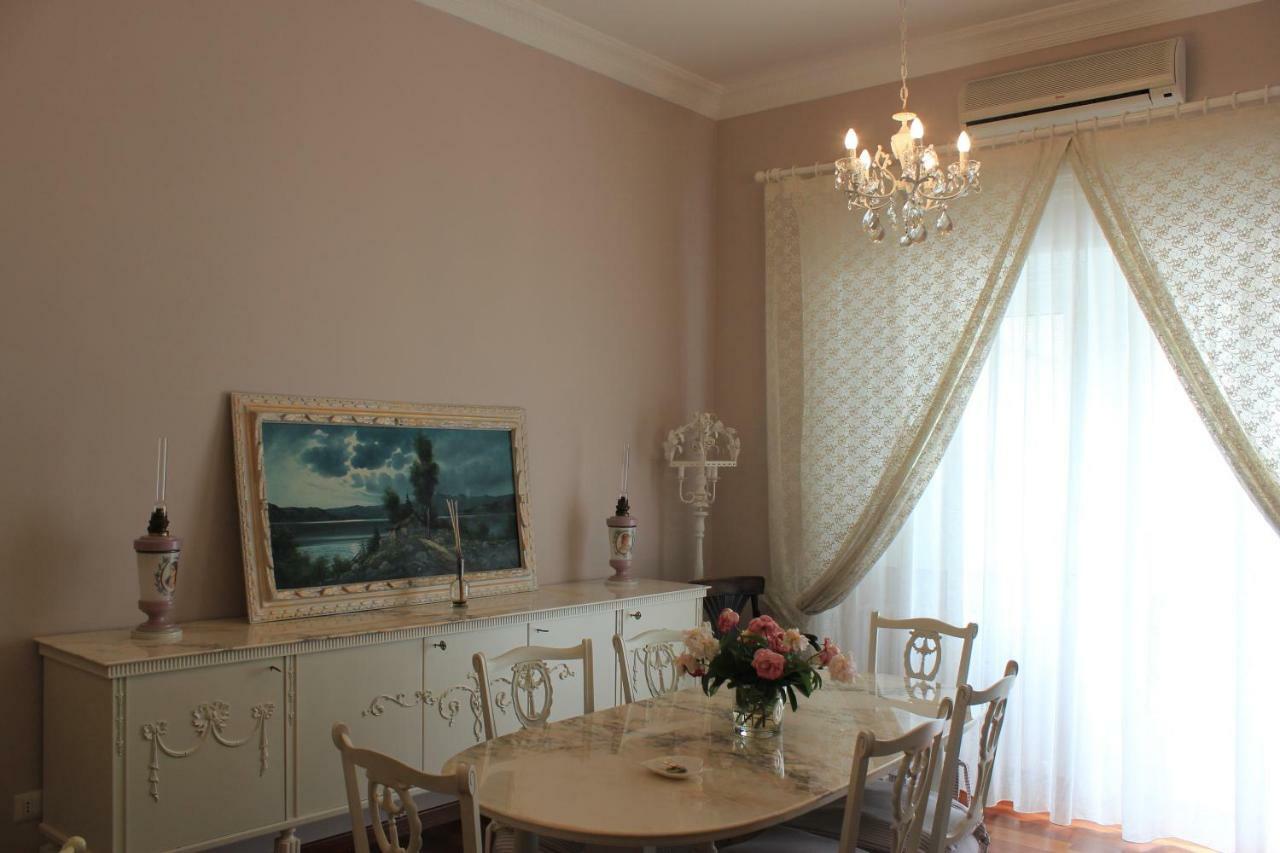 Delizioso Appartamento Мартина Франка Екстериор снимка